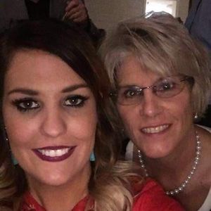 Meet your Posher, Stacy